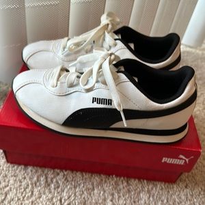 Kids Puma sneakers